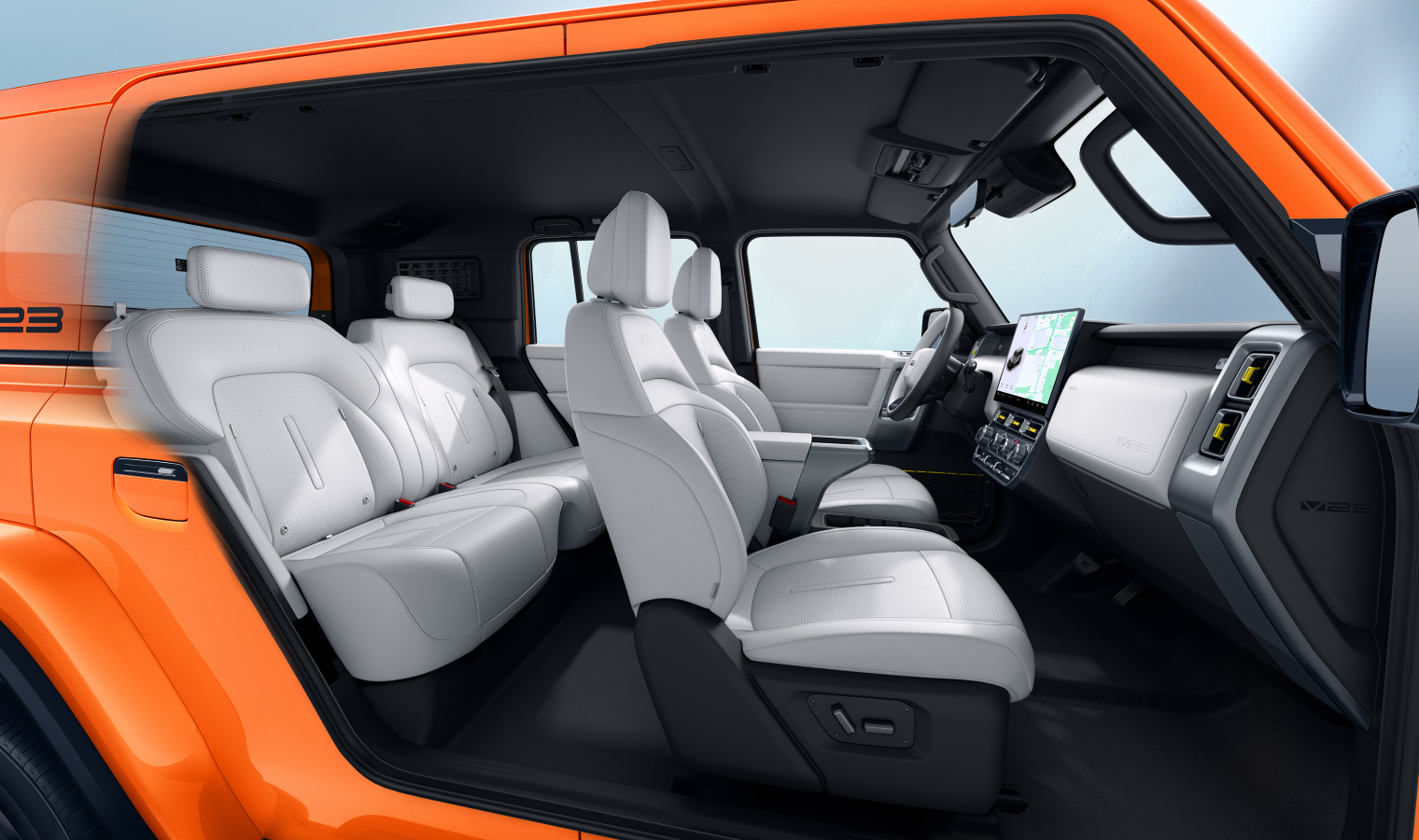 Class-Leading 67.73% Space Utilization. Ample interior room for everyone.